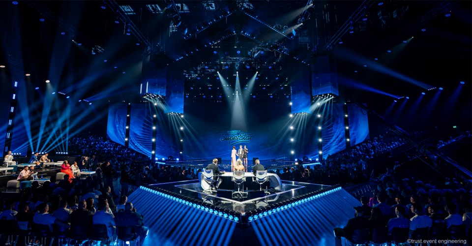 ETC Zeo Delivers Spectacular Looks at DSDS Grand Final