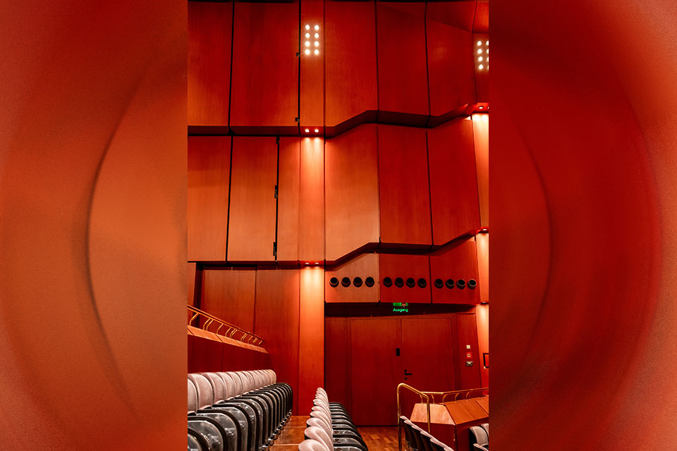 Alte Oper Frankfurt Shines with ETC Navis and F-Drive 