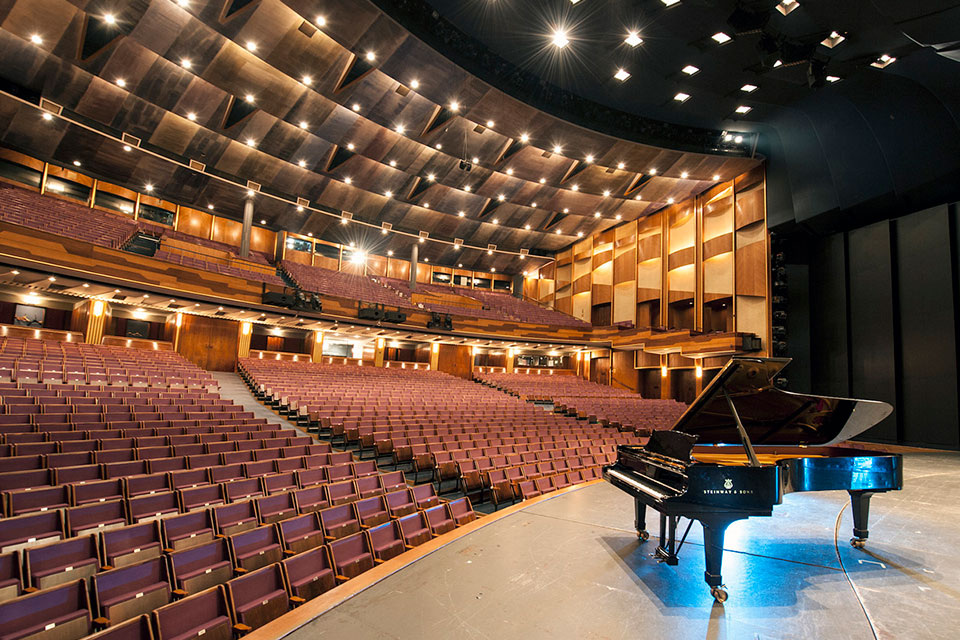 Salzburg Festival Elevates Performances with ETC Lighting