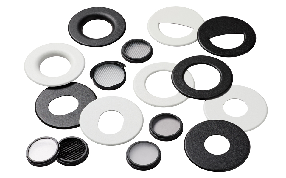 Accessories for the Navis 50 let installers easily shape the light.