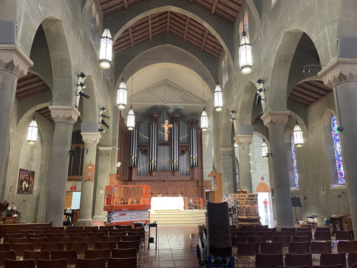 The Art of Lighting Churches with ColorSource and Multiverse