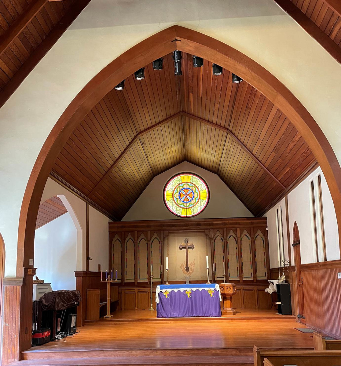 The Art of Lighting Churches with ColorSource and Multiverse