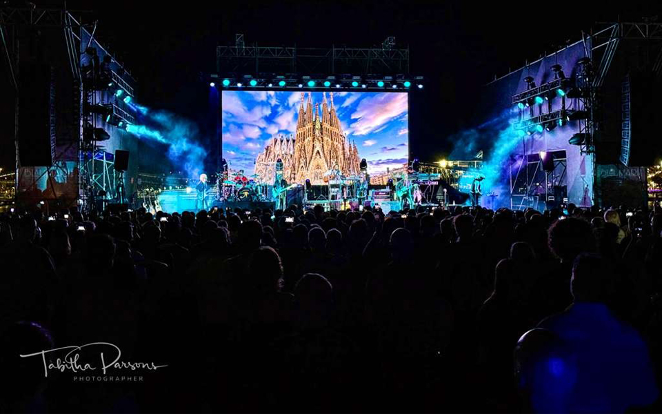 Oscar Gallardo takes Tour Hog on the road with The Alan Parsons Project