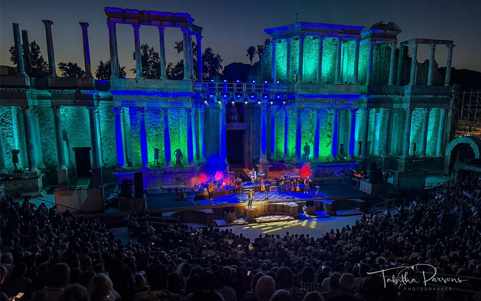 Oscar Gallardo takes Tour Hog on the road with The Alan Parsons Project