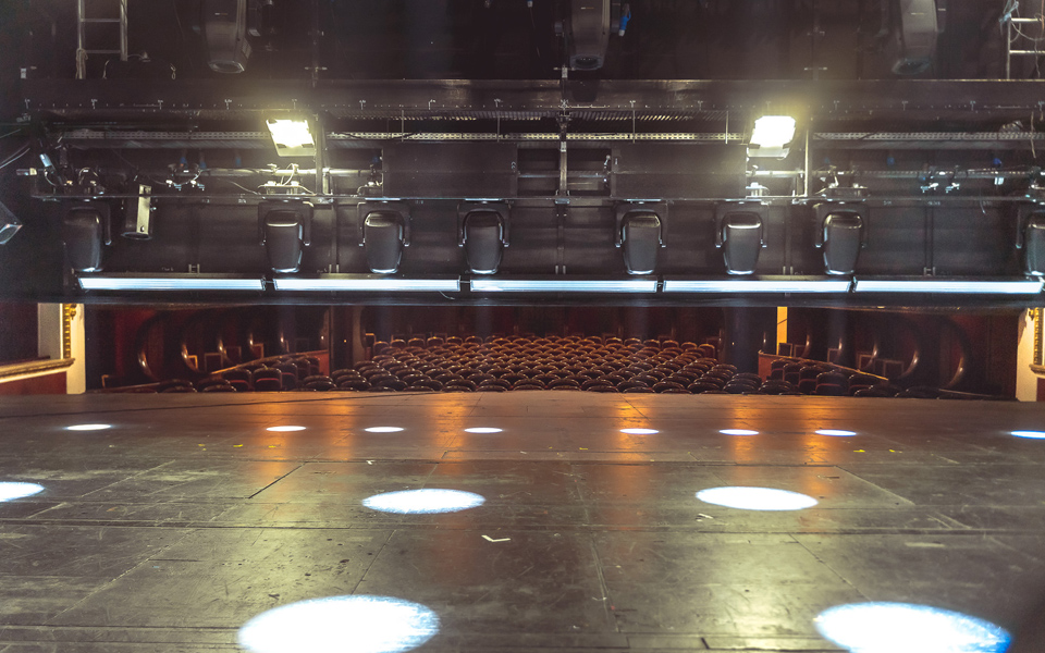 ETC Halcyon fixtures join in Paris