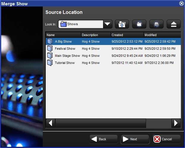 The Source Location page of the Merge Show window